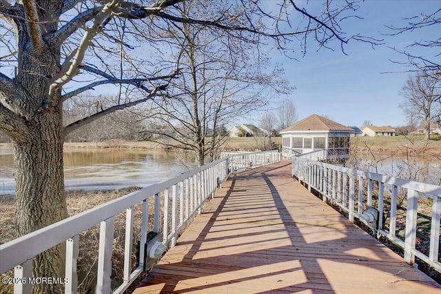57 Suffolk Way, Marlboro, NJ 07746