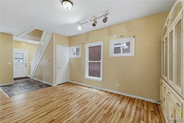 27 Heward Avenue, Buffalo, NY 14207