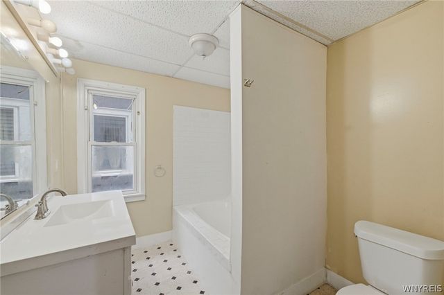 27 Heward Avenue, Buffalo, NY 14207