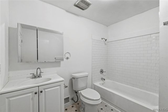 27 Heward Avenue, Buffalo, NY 14207