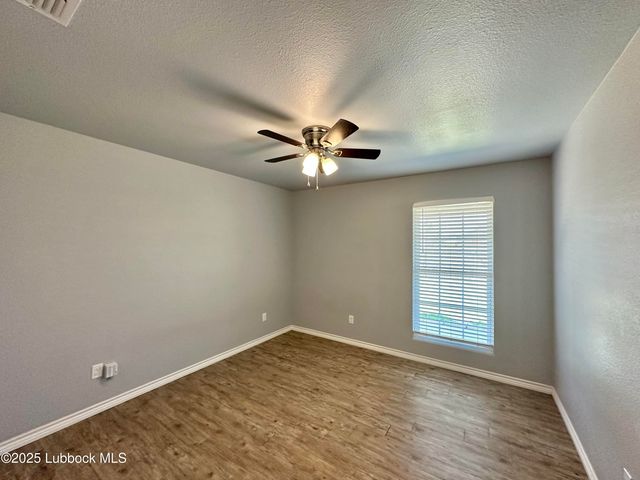 8806 14th Street, Lubbock, TX 79416