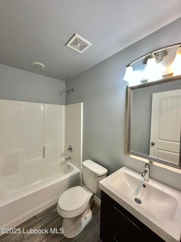 8806 14th Street, Lubbock, TX 79416