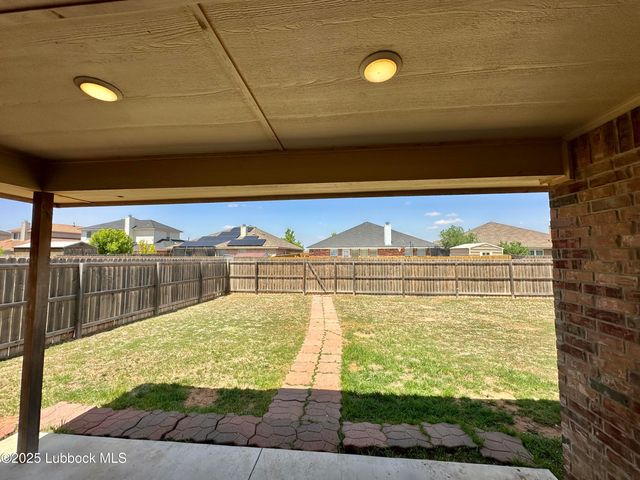 8806 14th Street, Lubbock, TX 79416