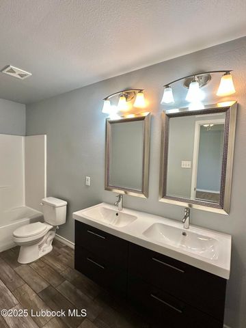 8806 14th Street, Lubbock, TX 79416