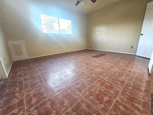 2131 Campbell Road, Houston, TX 77080