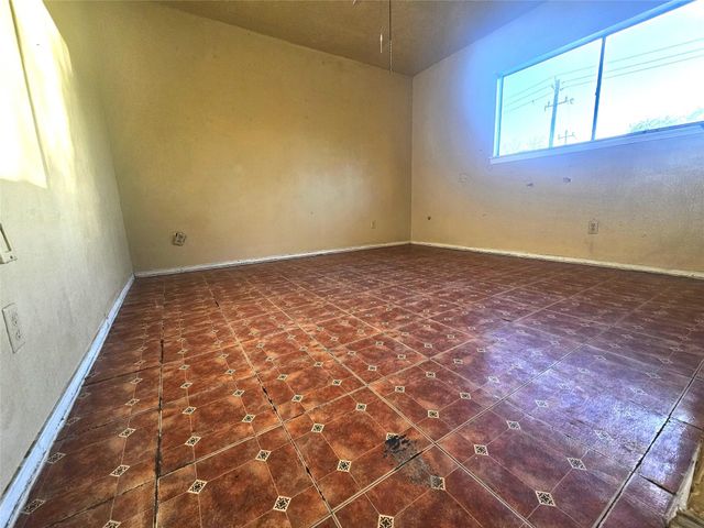 2131 Campbell Road, Houston, TX 77080