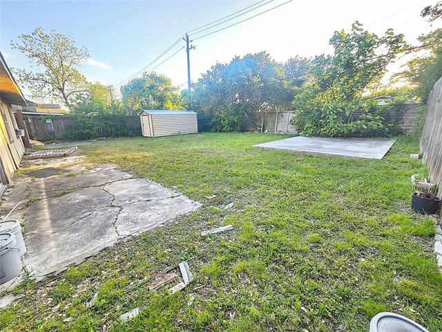 2131 Campbell Road, Houston, TX 77080