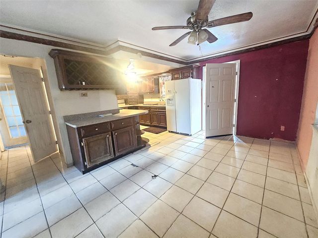 2131 Campbell Road, Houston, TX 77080