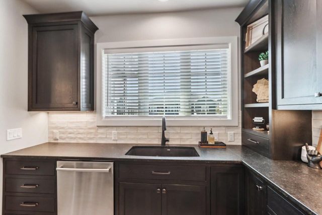 1113 Reese Trail, Waunakee, WI 53597