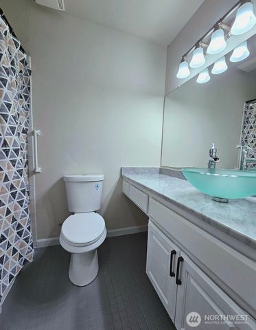 2666 Maplewood Drive, Longview, WA 98632