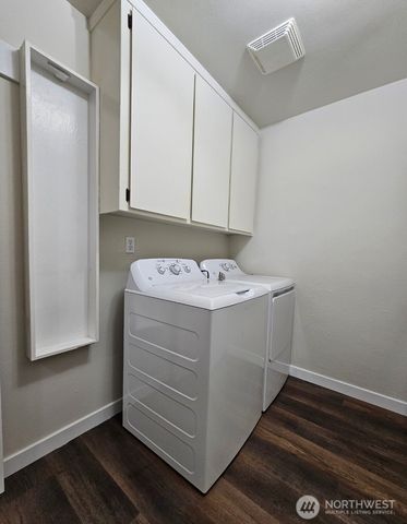 2666 Maplewood Drive, Longview, WA 98632