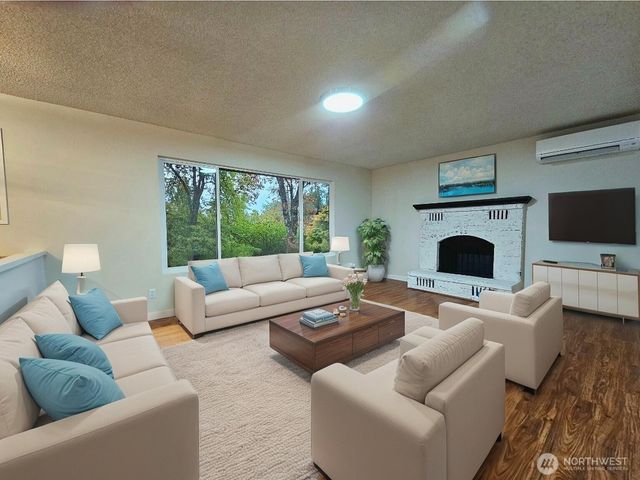 2666 Maplewood Drive, Longview, WA 98632