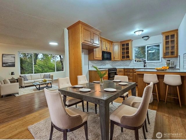 2666 Maplewood Drive, Longview, WA 98632