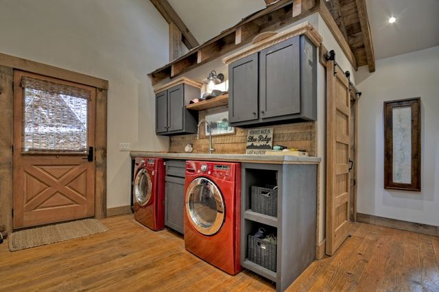 440 Cochise Road, Blue Ridge, GA 30513
