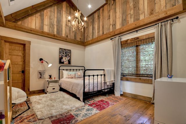 440 Cochise Road, Blue Ridge, GA 30513