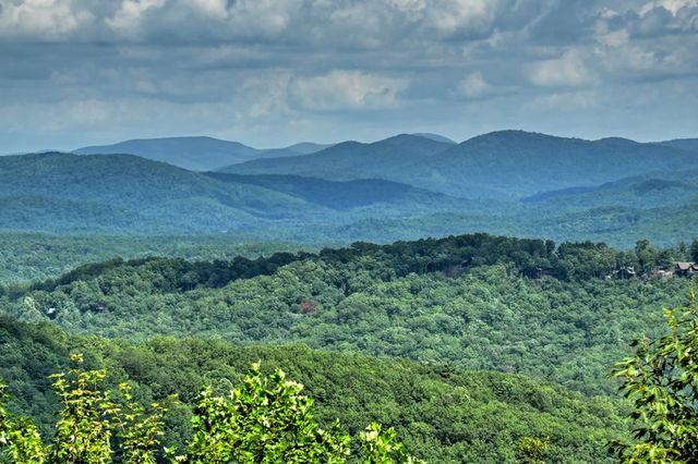 440 Cochise Road, Blue Ridge, GA 30513
