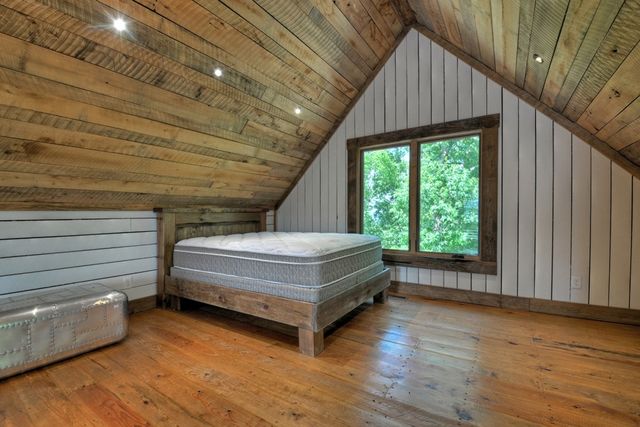 440 Cochise Road, Blue Ridge, GA 30513