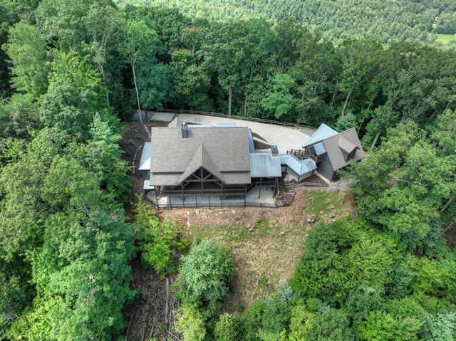 440 Cochise Road, Blue Ridge, GA 30513