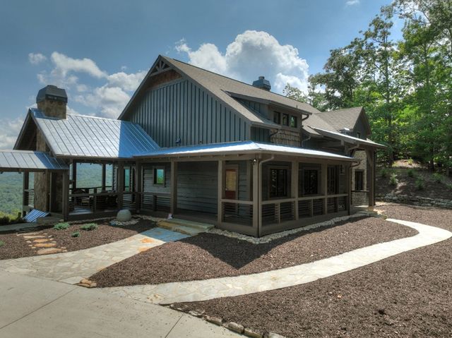440 Cochise Road, Blue Ridge, GA 30513