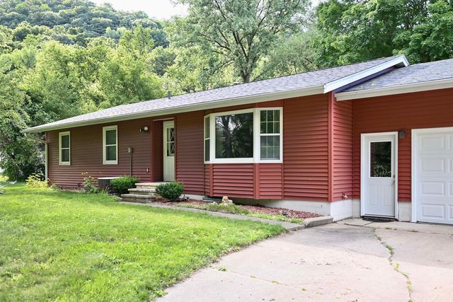 26283 Meadowbrook Lane, Winona, MN 55987