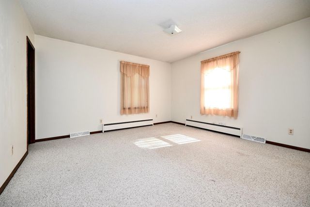 26283 Meadowbrook Lane, Winona, MN 55987