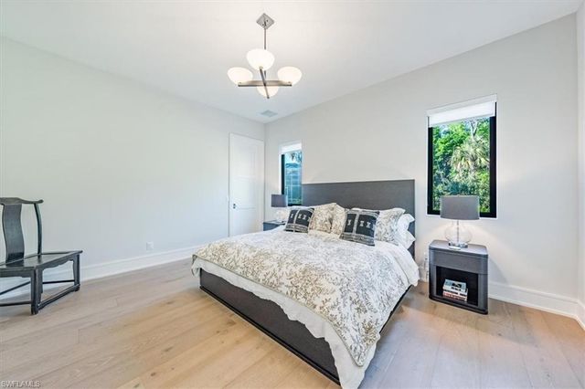 4638 Idylwood LN, Naples, FL 34119