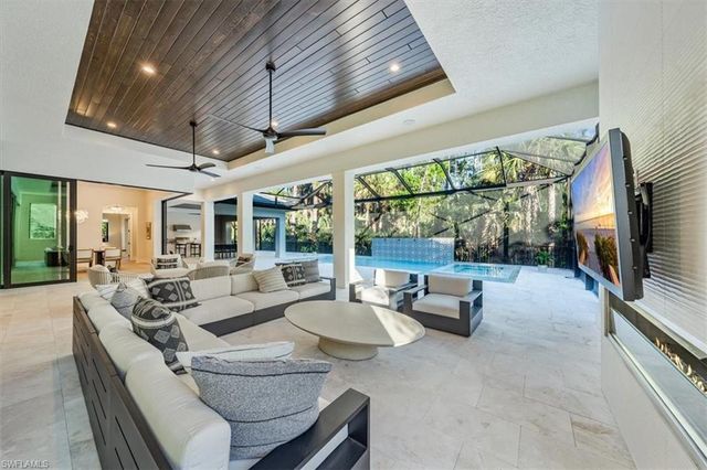 4638 Idylwood LN, Naples, FL 34119