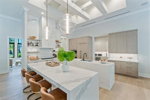 4638 Idylwood LN, Naples, FL 34119