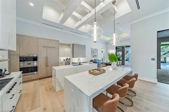 4638 Idylwood LN, Naples, FL 34119