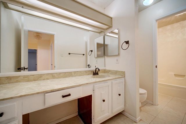 10509 Doering LN, Austin, TX 78750