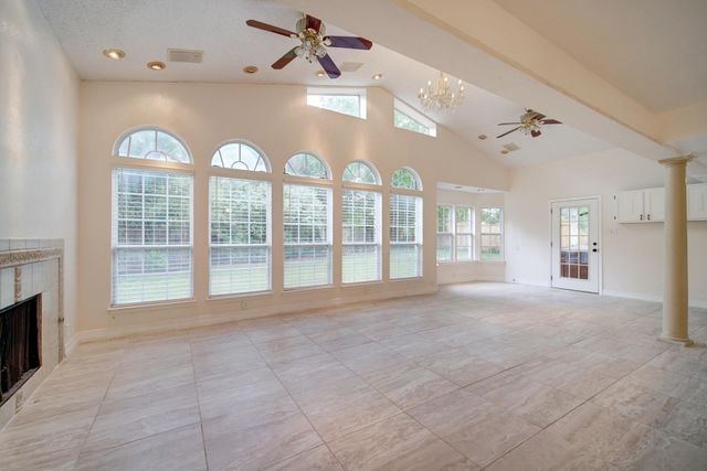 10509 Doering LN, Austin, TX 78750