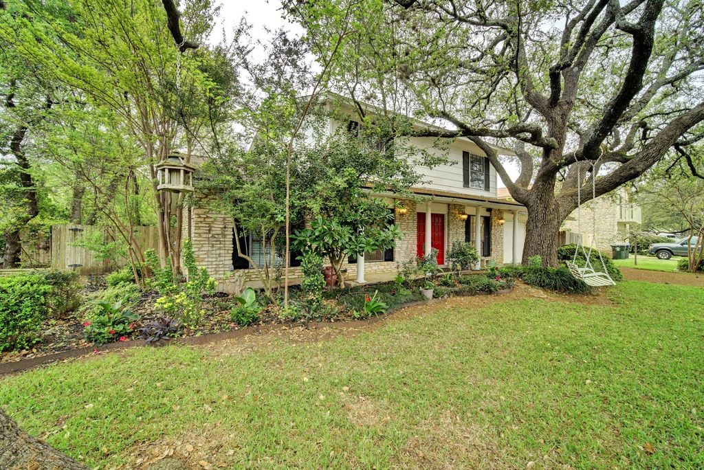 10509 Doering LN, Austin, TX 78750