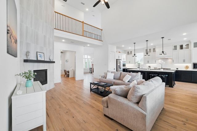 1301 Limestone Ridge Road, Mansfield, TX 76063