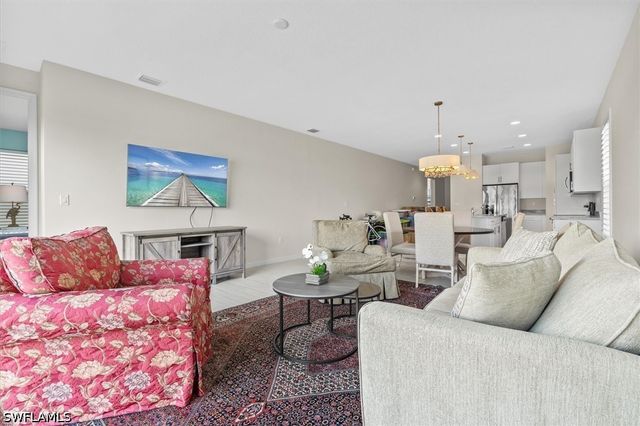 8968 Madrid CIR, Naples, FL 34104