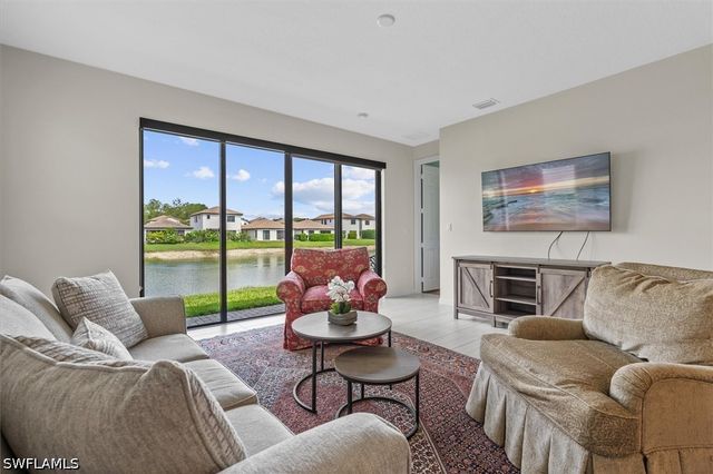8968 Madrid CIR, Naples, FL 34104
