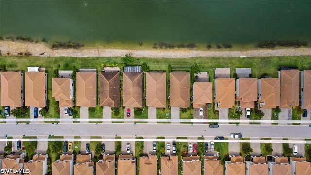 8968 Madrid CIR, Naples, FL 34104