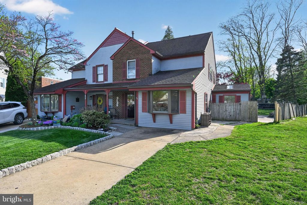 15005 POQUESSING CREEK LN, Philadelphia, PA 19116