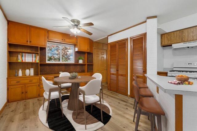 9409 5th Street, Highland, IN 46322