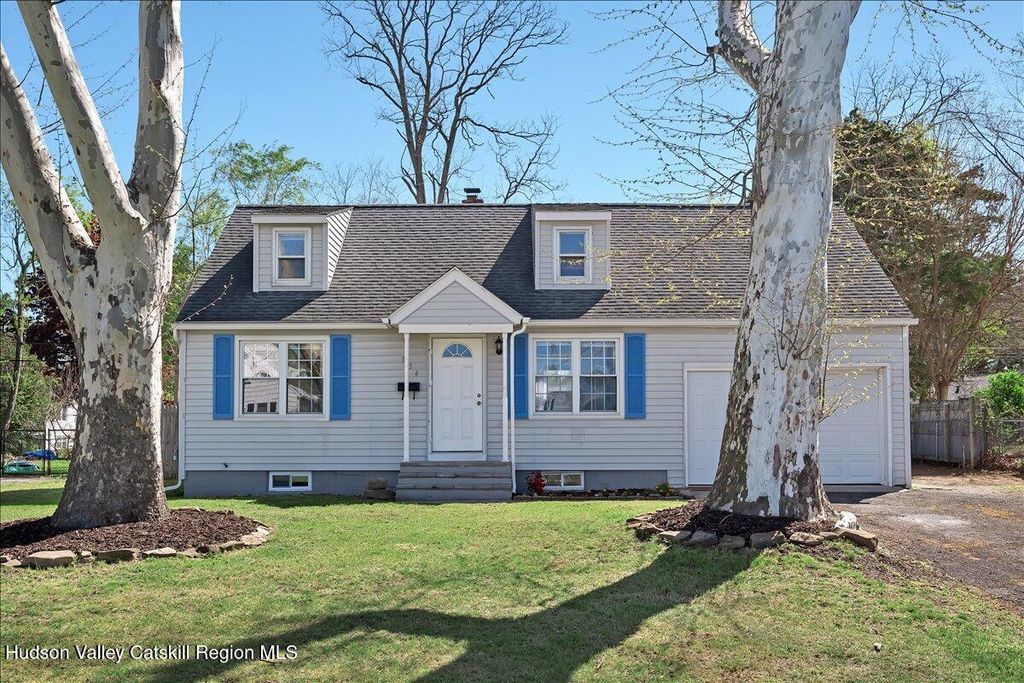 134 Polsin Drive, Rotterdam, NY 12303