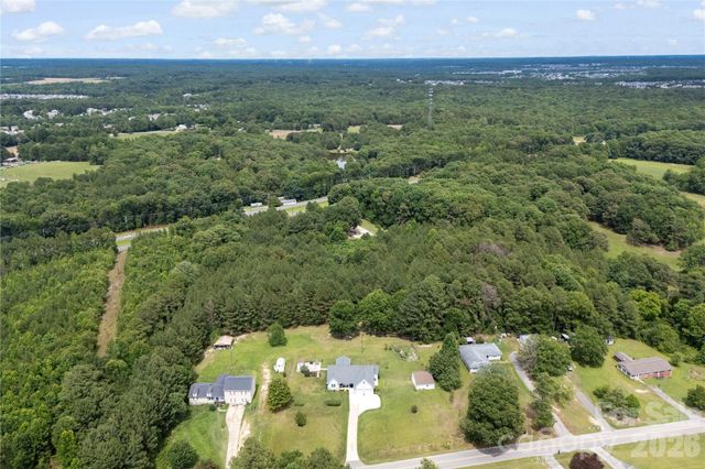 400 Charles Pettus Road, Lancaster, SC 29720