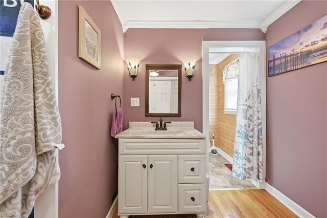 4228 Valley Circle, Thomasville, NC 27360