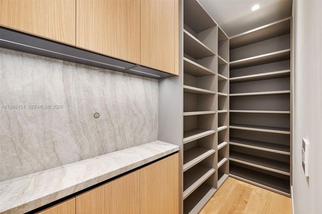 7725 SW 114th St, Pinecrest, FL 33156