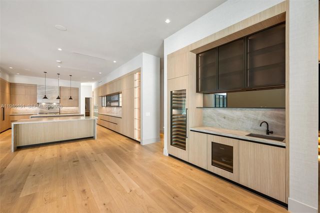 7725 SW 114th St, Pinecrest, FL 33156