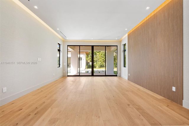 7725 SW 114th St, Pinecrest, FL 33156