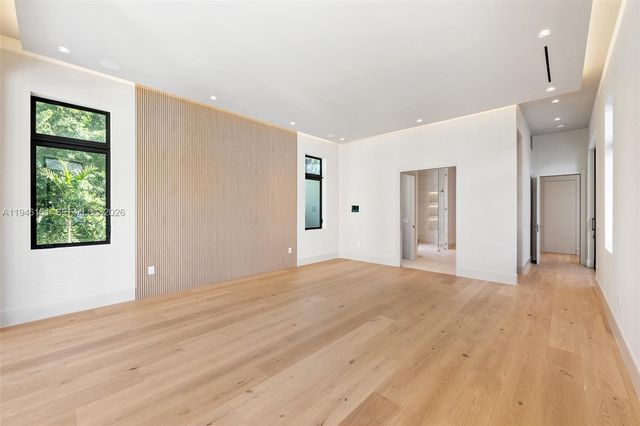 7725 SW 114th St, Pinecrest, FL 33156