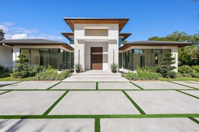 7725 SW 114th St, Pinecrest, FL 33156