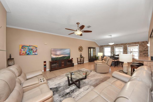 33 Clara Barton Lane, Galveston, TX 77551