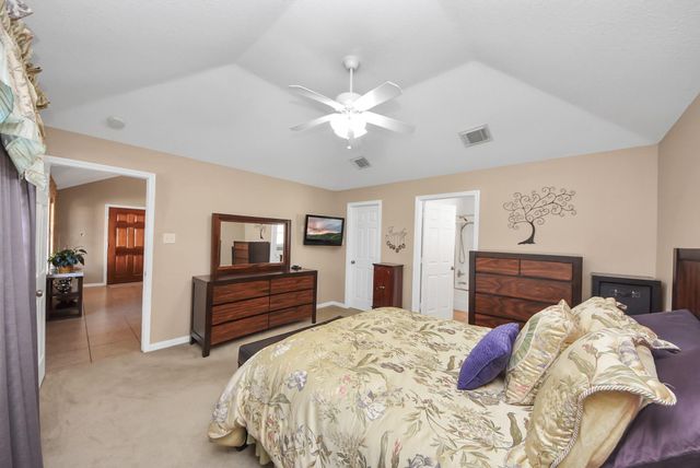 33 Clara Barton Lane, Galveston, TX 77551