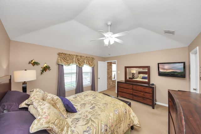 33 Clara Barton Lane, Galveston, TX 77551
