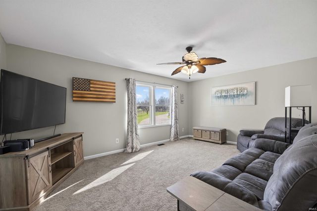 566 W Co Rd 600 N, Orleans, IN 47452